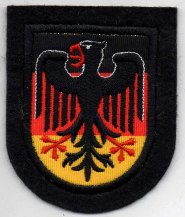w239 Feuerwehr Abzeichen Bundesadler mit goldener Rand 1 Stück 
